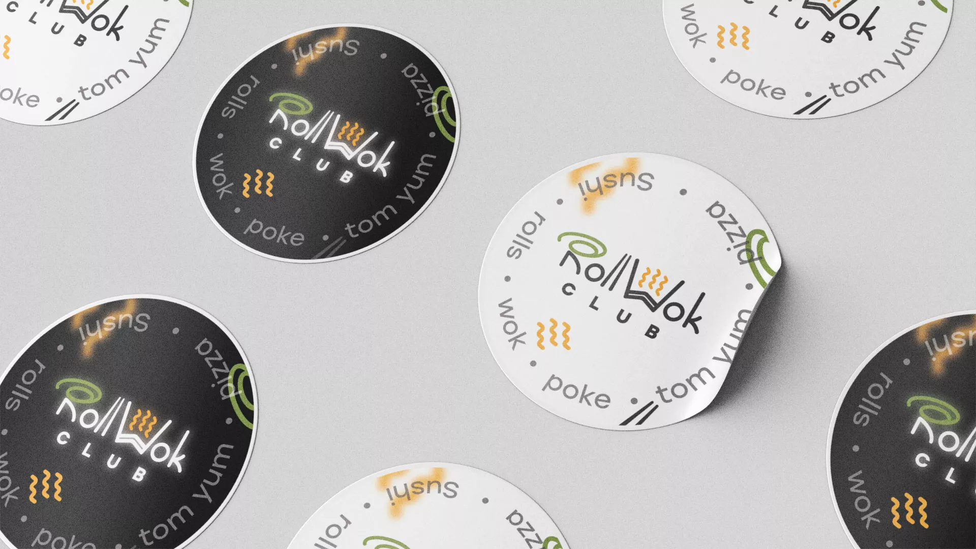 Создание дизайна упаковки суши-бара «Roll Wok Club» в Москве